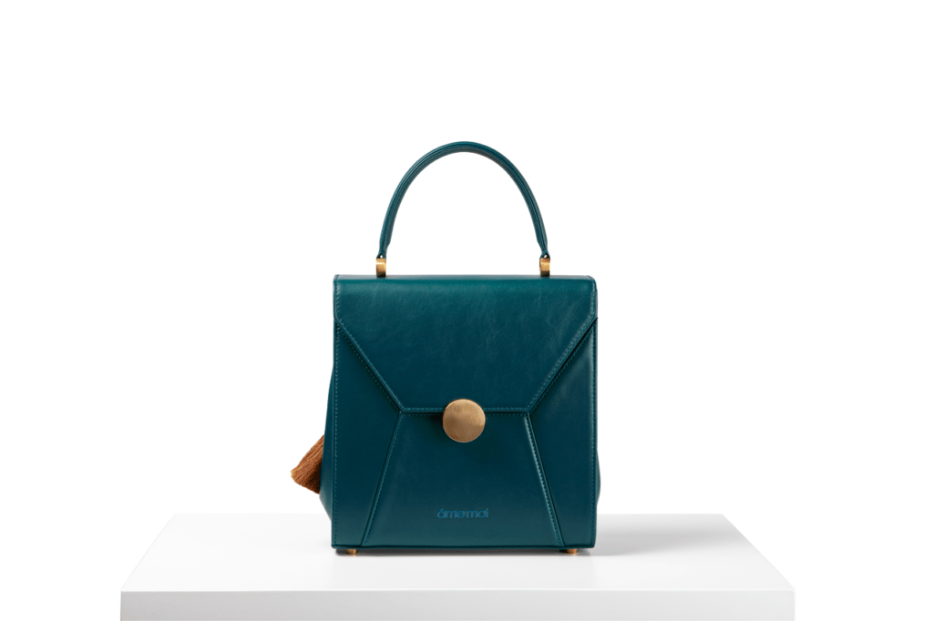 beautiful luxury handbag 